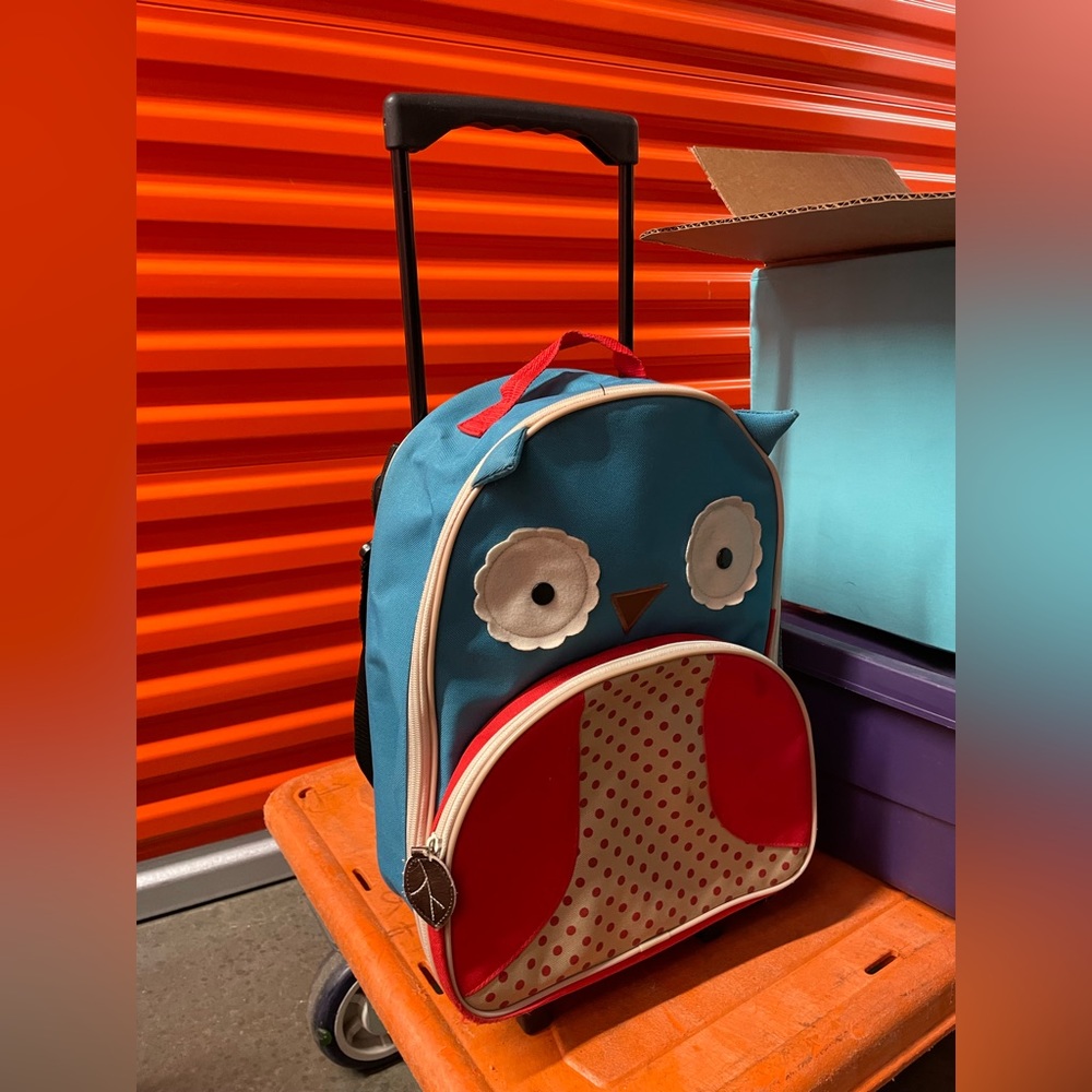 SkipHop Owl Travel Suitcase for Children